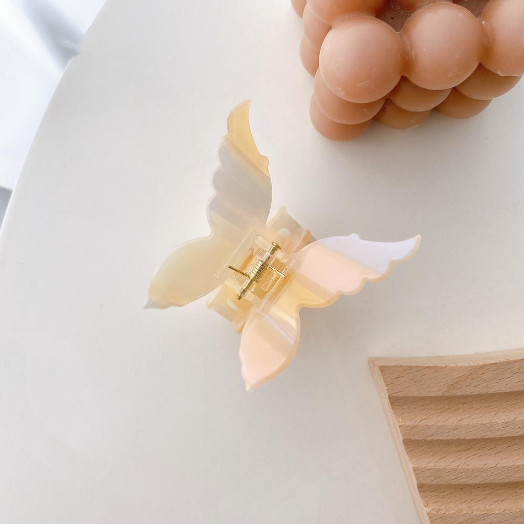 Elegant Handmade Acetate Hair Claw Clip With Butterfly Style For Trendy Girls