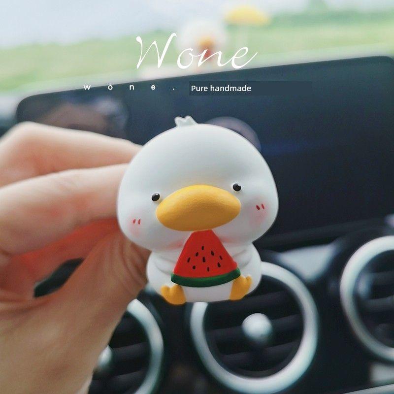 

Original Copyright Summer Eating Watermelon Duck Duck Car Perfume Aromatherapy Car Air Conditioning Air Outlet Clip Decorative Fragrance Stone Fat Boy Watermelon Duck Air Outlet Other notes