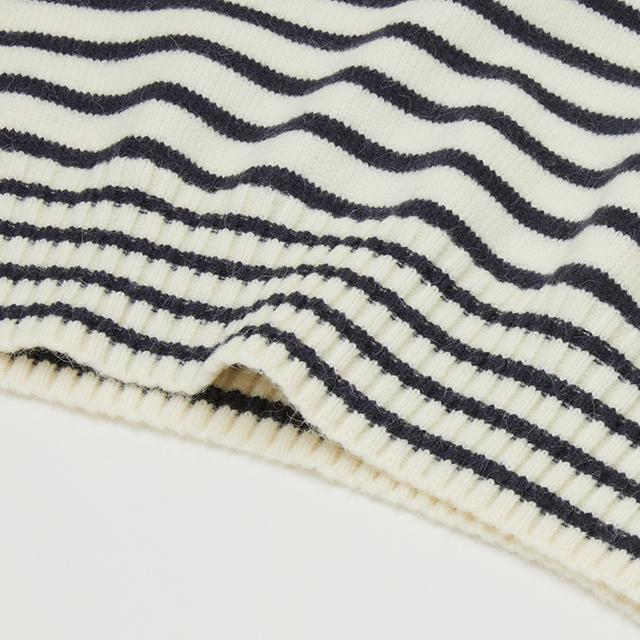 LAP Love Lettering Striped Knit Ar1Kh120