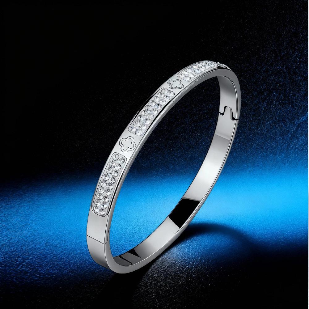 Titanium Steel Four-Leaf Clover Rhinestone Women s Versatile Bracelet