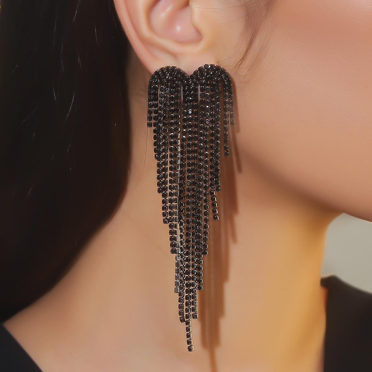 

Black electrophoresis long love fringed earrings
