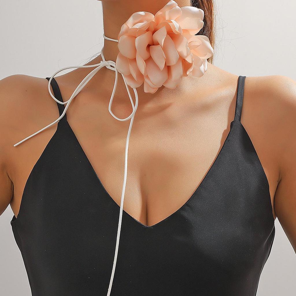 Women's Velvet Flower Choker Necklace: European, American, Korean Style, Handmade, National-Inspired Jewelry