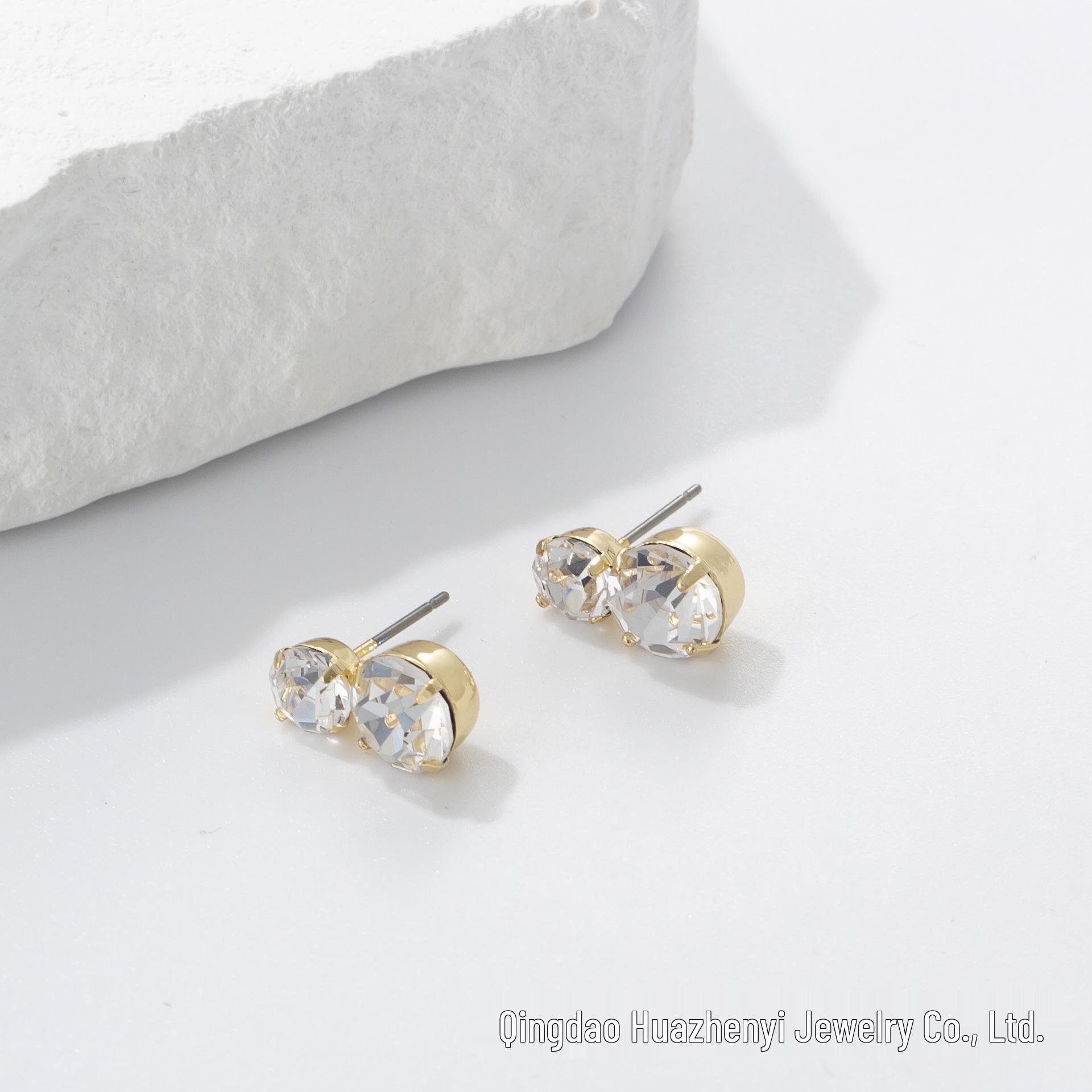 

High-End European & American Geometric Earrings: Color-Retaining Vacuum-Plated Women s Studs