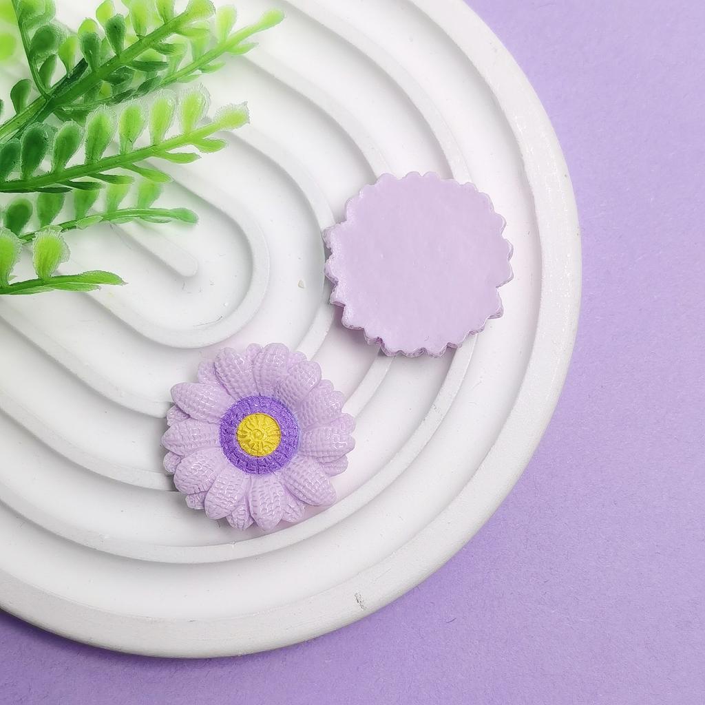 Assorted 100Pcs Colorful Daisy Flower Charms Resin Sunflower Flatback Cabochons Beads for Scrapbooking DIY Headwear Accessories