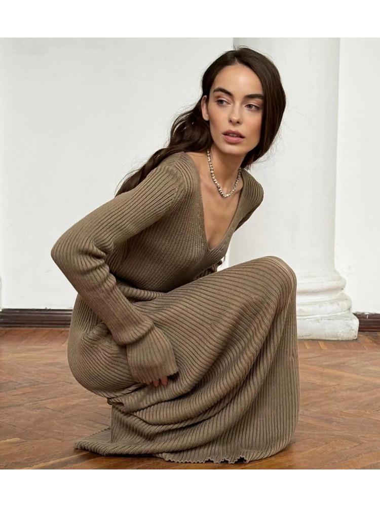 Women's Knitted Dress Elegant V Neck Thick  A-line Dress Brown Long Sleeve Vintage Midi Casual Dresses for Women