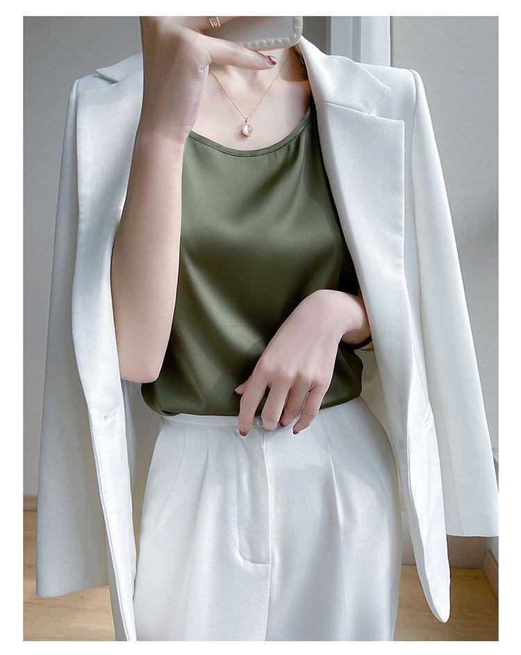 Women's Loose Silk Camisole Vest - Sleeveless Satin Round Neck Top for Summer