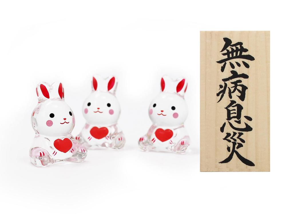 Osaka Choseido Rabbit Comes with a Free Original Wooden Crystal Rabbit 4cm Tall Figurine, Glass, Rabbit, Rabbit, Tag, (Heart),