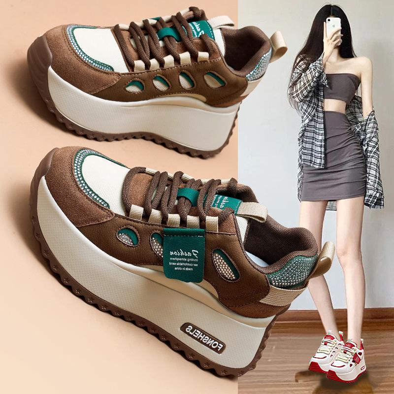 Forrest Gump casual shoes for women 2026 new thick soled Korean version versatile height increasing retro women's shoes trend