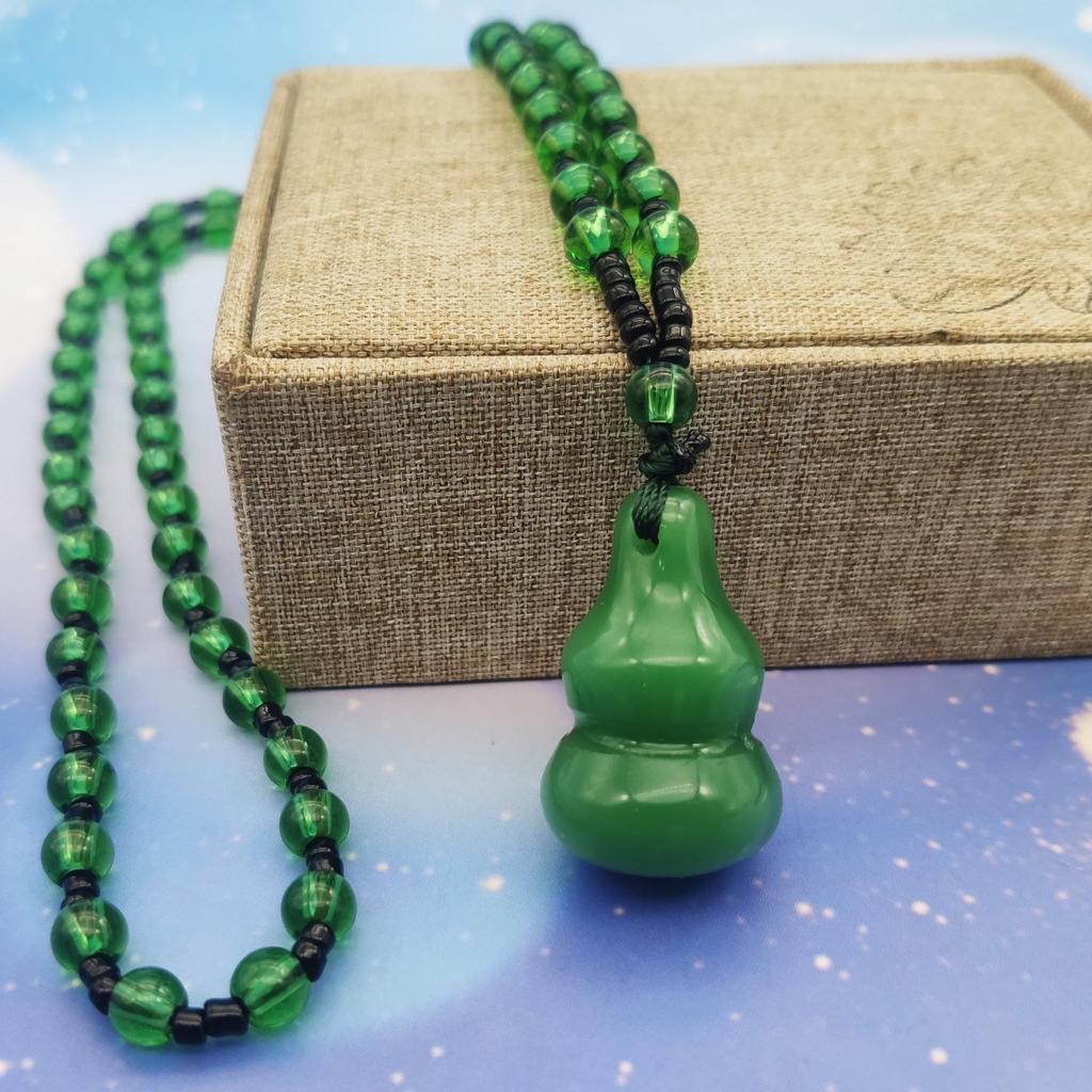 Unisex Green Jade Guanyin & Guan Yu Pendant Necklace – Imitation Chalcedony Buddha & Dragon Sweater Chain