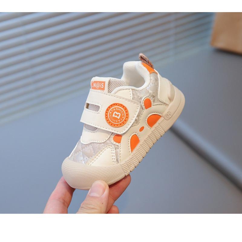 Baby toddler shoes cartoon leather surface baby girl indoor shoes non-slip soft sole baby boy running shoes