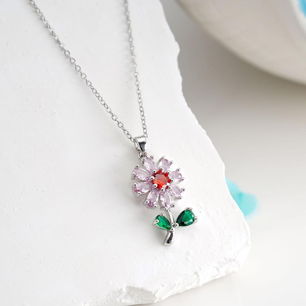 Fashion Sweet Zircon Sunflower Pendant Necklaces for Women Stainless Steel Chain Jewelry Accessories Wedding Party Gifts
