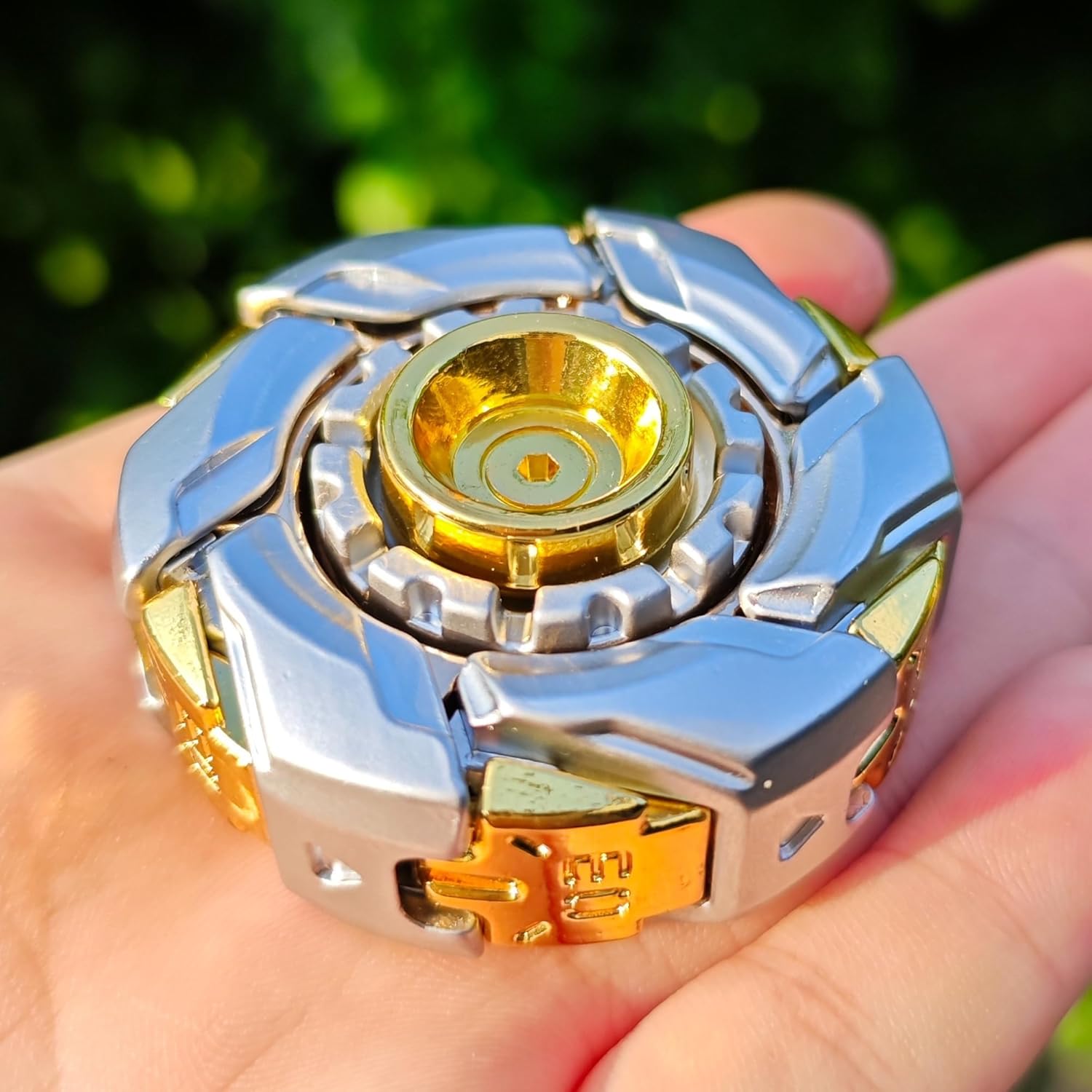 

Metal Fidget Spinner for Adults - Open Armor Design with Spin-Activated Transformation, Stress Relief & Anxiety for Adults Magnetic Metal