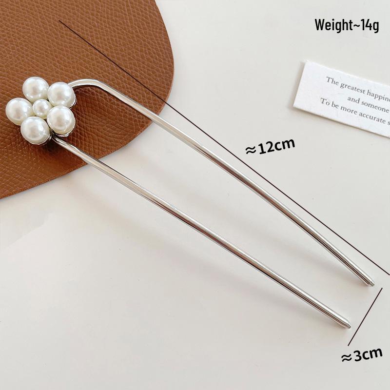 Exquisite Retro Pearl Flower Metal Hairpin for Buns
