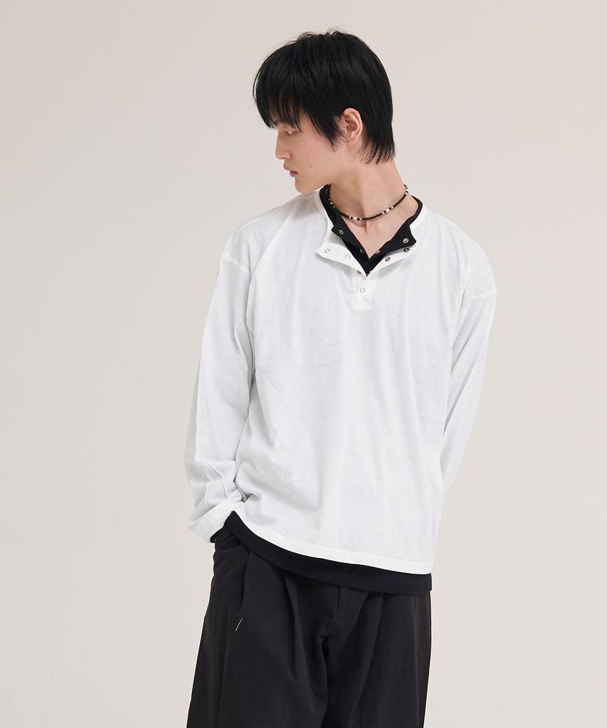 Akesi Contra Layered Henley Neck Long Sleeve_White And Black