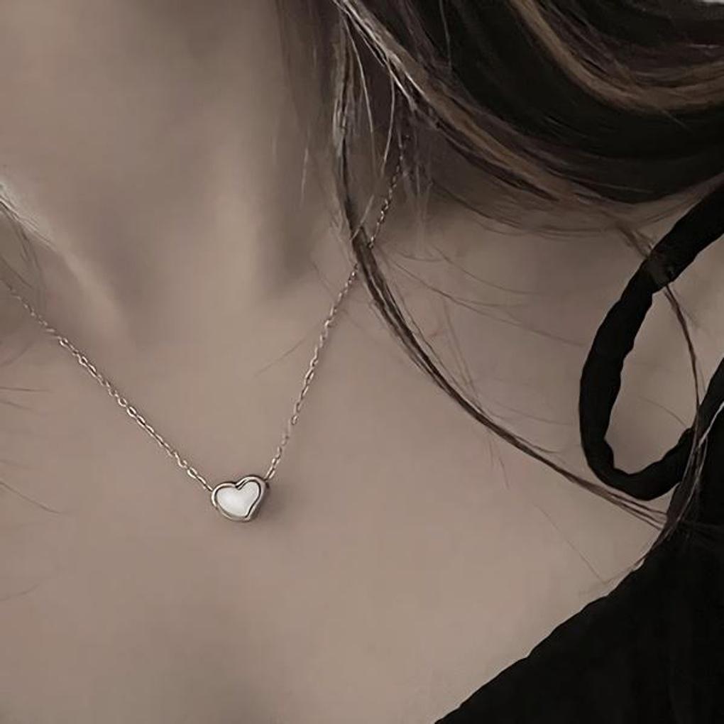 Damen Chirurgenstahl Schwarz Silber Schickes Herz Halskette