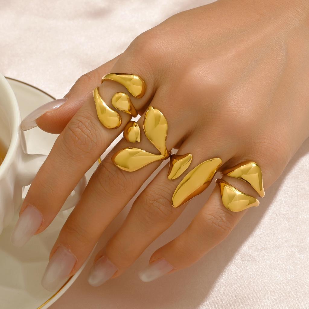 2025 New Jewelry Niche Twisted Geometric Line Design Ring Set Versatile Open Ring