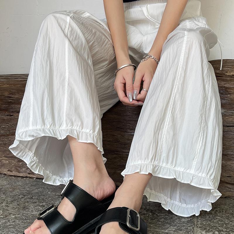 Women's Summer High-Waisted Yellow Flower Bud Lace Lantern Pants - Casual, Loose, Slimming, Nine-Point Length.