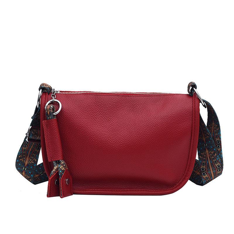 Premium Temperament Women's Bag 2025 New Large-capacity Pillow Leather Shoulder Premium Messenger Bag French Style