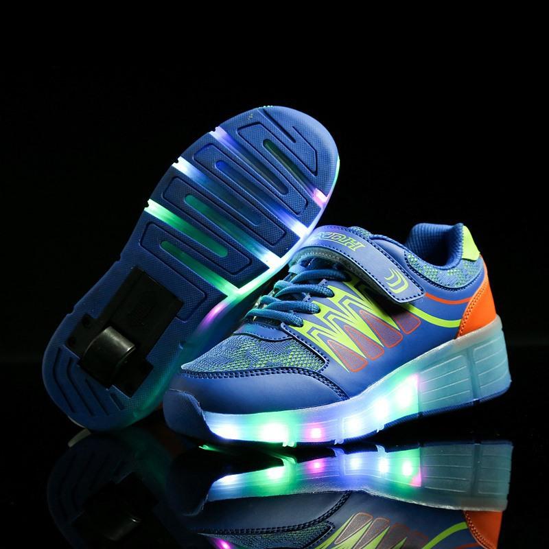 Neue Jungen Einrad Leucht-Laufschuhe Mädchen USB-Aufladung Zyklus LED Leuchtende Radschuhe Trend Skates