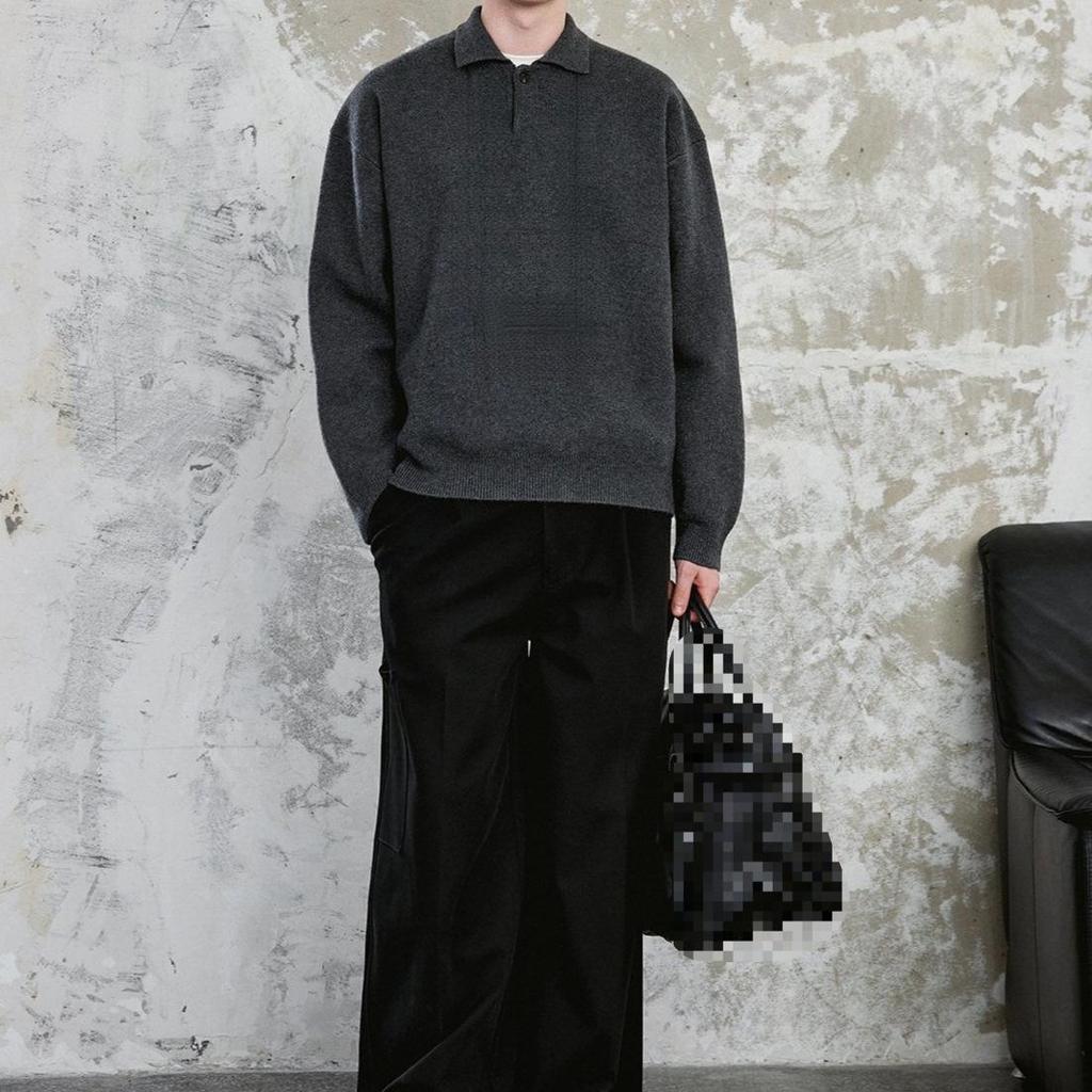 Men’s 2024 Winter Grey Sweater: Old Money Style, Thick Knit, Small Turn-Down Collar.