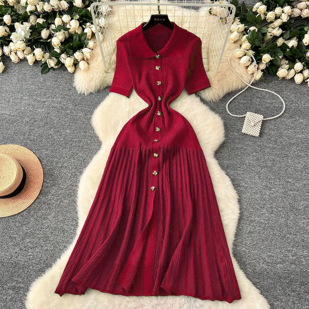 New Polo Collar Temperament Gold Buckle Pit Strip Slim French Short-sleeved Green Long Knitted Dress