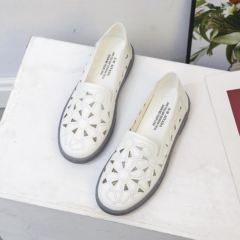 

Новые маленькие белые туфли с полыми и дышащими одинарными туфлями с неглубоким горлом и туфлями Doudou на плоской подошве 39 белый