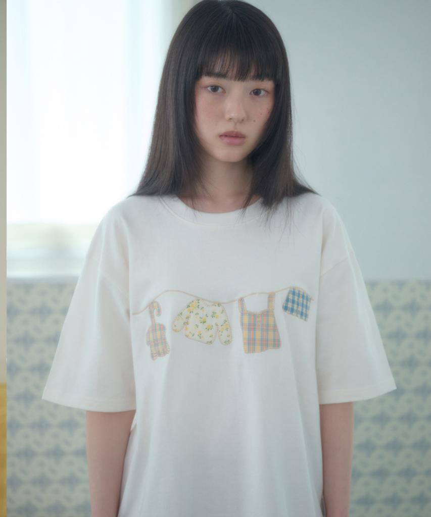 AMBLER A Clothes Line Applique Embroidery Short Sleeve T-Shirt As1310 (Ivory)