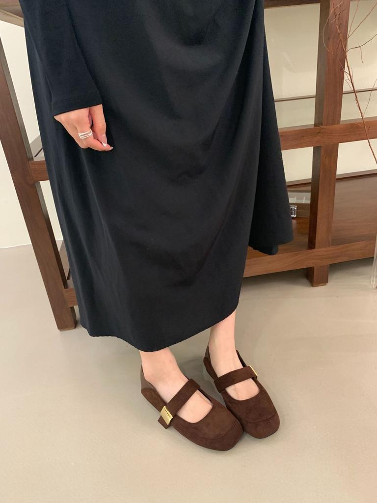 Retro Mary Jane Shoes 2025 New Korean Temperament Elegant Suede Metal Buckle Round Head Thin Soft Sole Ballet Shoes