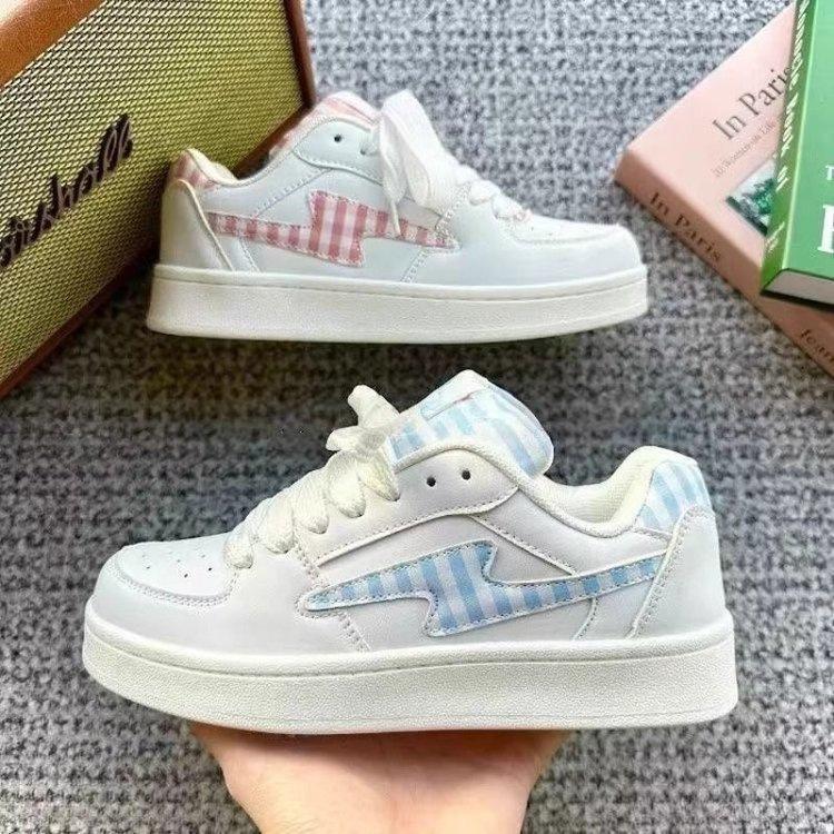 Korean version of niche thick-soled checkered bread shoes women's ins tide 2025 autumn new student versatile casual board shoes