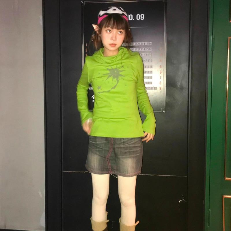 2KWEIRD Japanese Y2k Hooded T-shirt Grunge Aesthetics Green Long Sleeve Tee Shirt Vintage Harajuku Hooded Tops 2000s Streetwear
