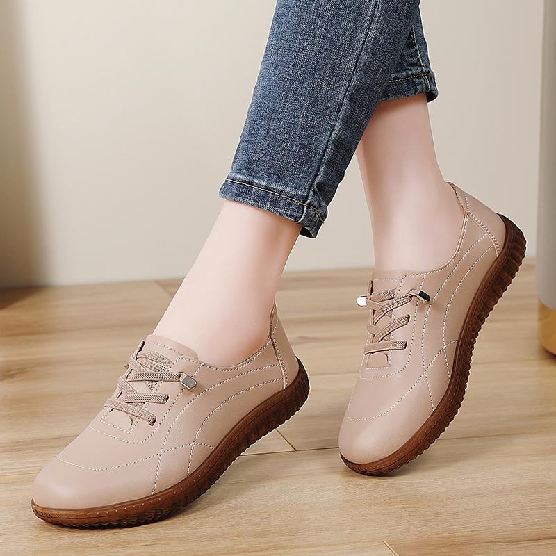 Women Soft Casual Shoes Loafers Simple Elegant Summer Sneakers Breathable Leather Moccasins Shoes Plus Size