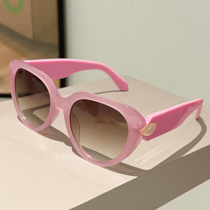 Oversized Cat Eye Sunglasses Women New Fashion Candy Color Rim Decor Sun Glasses Lady Trendy Brand Design Outdoor Shades