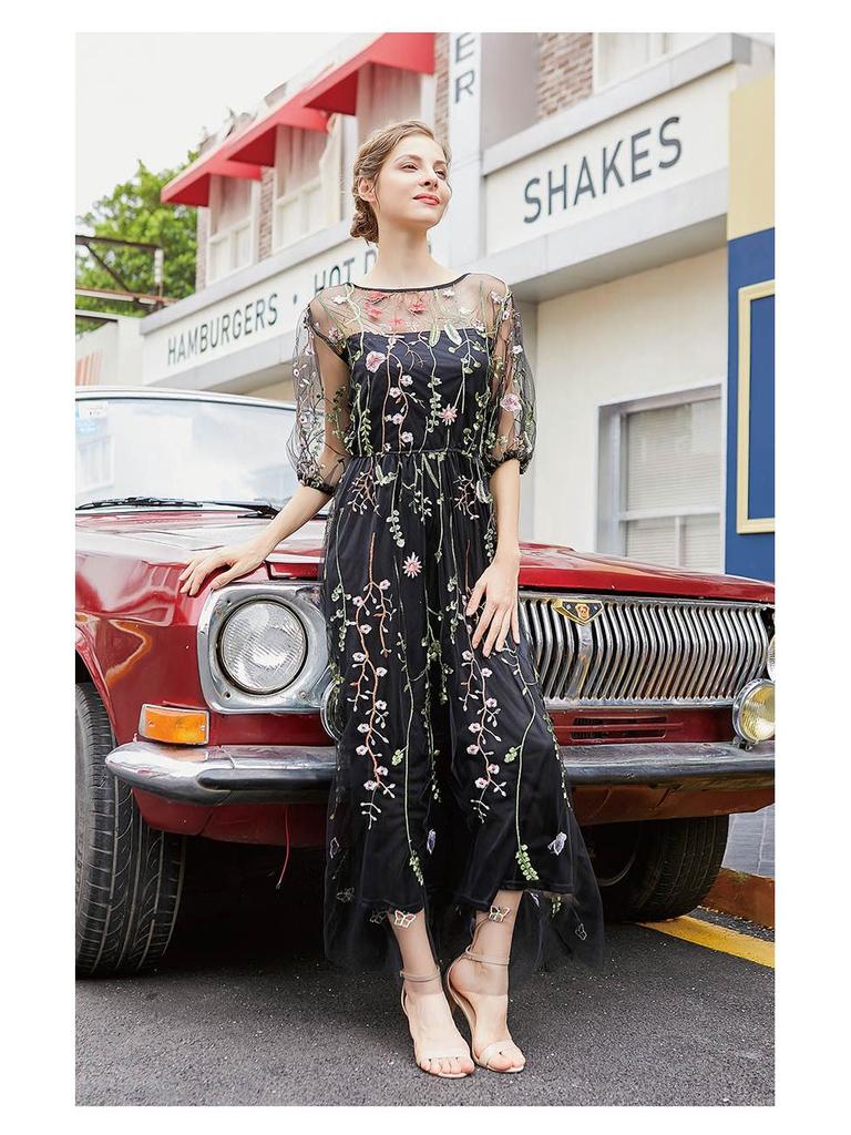 Hepburn Style Plus Size Evening Gown: Women's Mesh Embroidery Banquet Party Dress