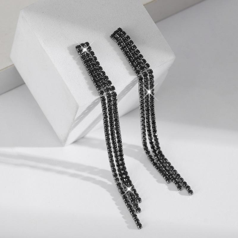 Temperament Luxury Fringed Rhinestone Earrings Women's Versatile Chain Long Three-Row Fringed Diamond Earrings Earrings