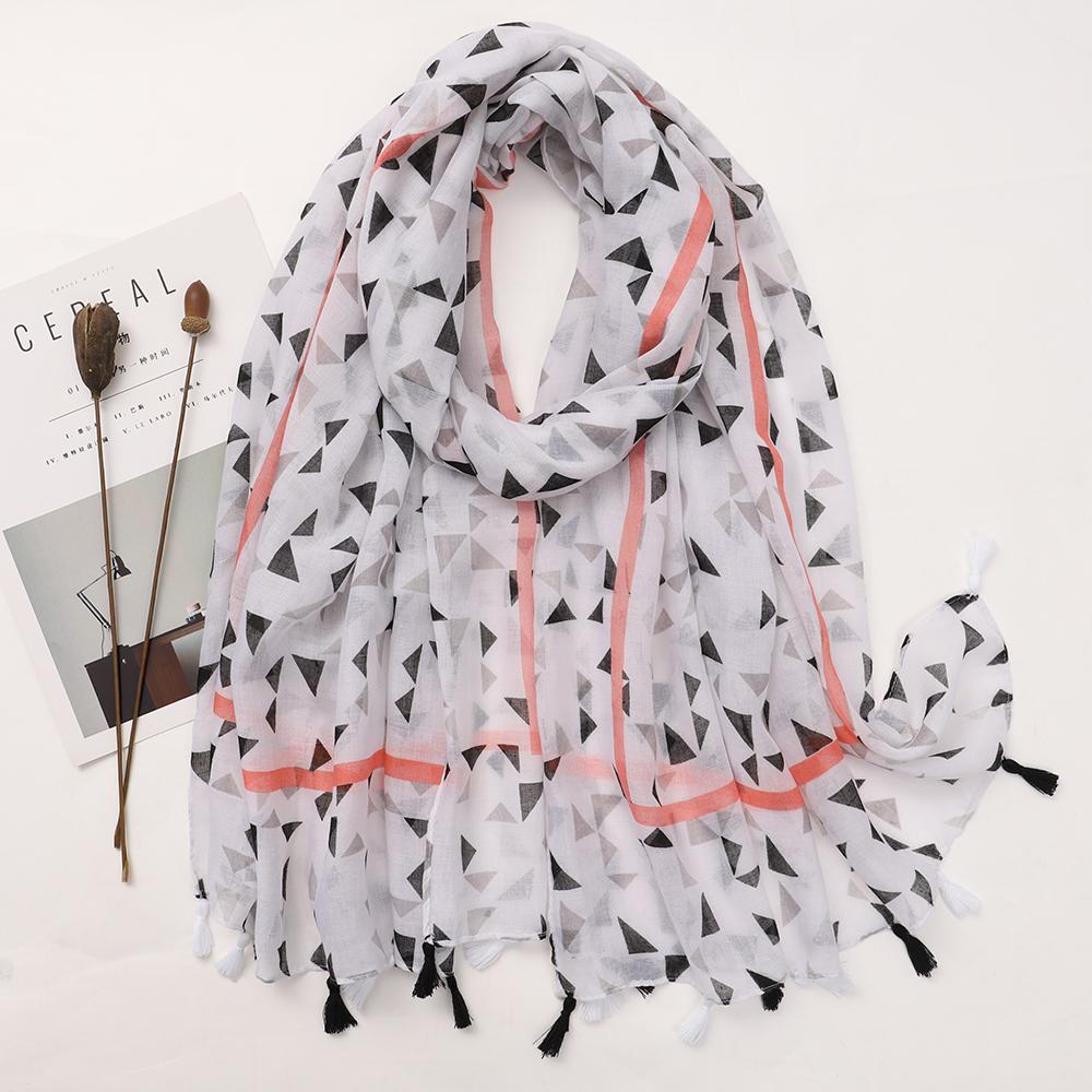 2024New Ethnic Print Beach Travel Scarf Women Tassel Fringed Shawl Seaside Holiday Sunscreen Beach Scarves 180*90cm