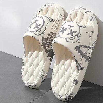 New Summer Cartoon Bear Fashion Shoes Outdoor Non-slip Soft Sandals Men Women Leisure Slippers Comfortable Trendy Beach Slippers