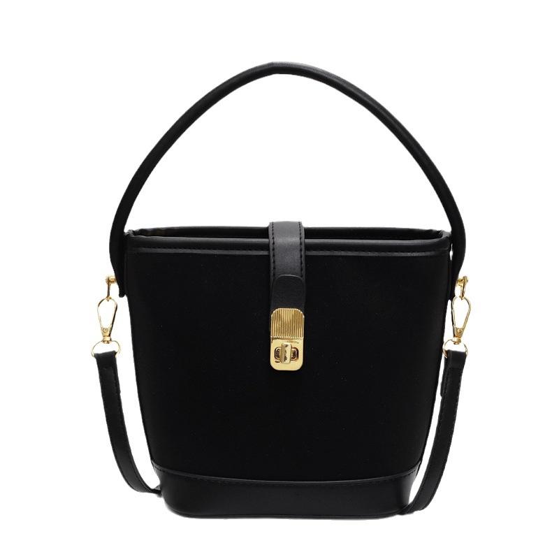 Simple women's shoulder large-capacity bag women's 2025 popular new trendy fashion solid color versatile shoulder bucket bag