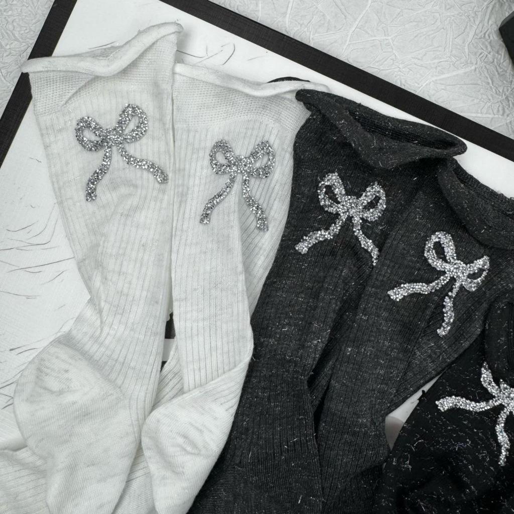 Damen Netzstrümpfe mit Strass-Schleife, knielang - Dreifarbig, Uni, Raffung, Ballett-Stil