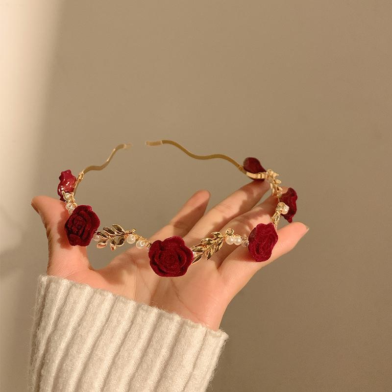 Ladies Elegant Rose Vine Headband Hair Accessories Headdress Girls Vintage Metal Flower Pearl Red Rose Tiara Hairbands