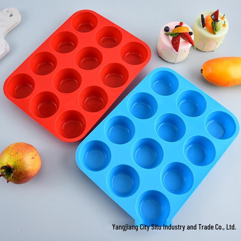 MDNG Silicone 12-Cup Muffin Mold