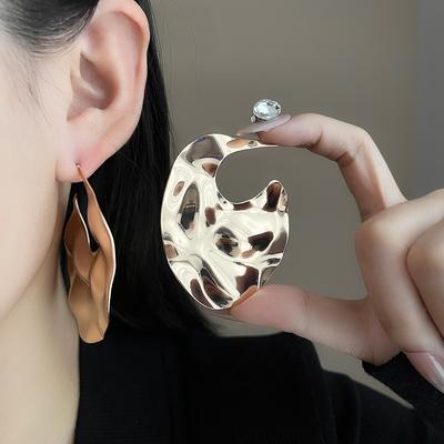 Personality Exaggerated Earrings Geometric Design High-End Stud Earrings Retro Niche Irregular Fashion Earrings