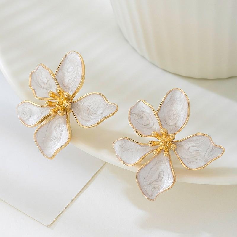 Pinkdudu Cercei delicați cu șurub floral alb, neregulați, 3D, cu picătură, din rășină, bijuterii minimaliste coreene pentru femei PD2324