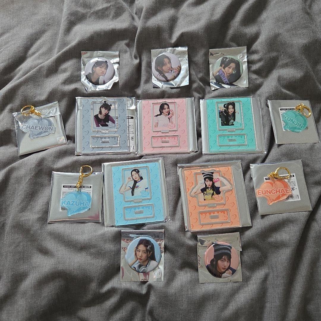 

[USED] Lu Seraphim Acrylic Stand Keychain Can Badge