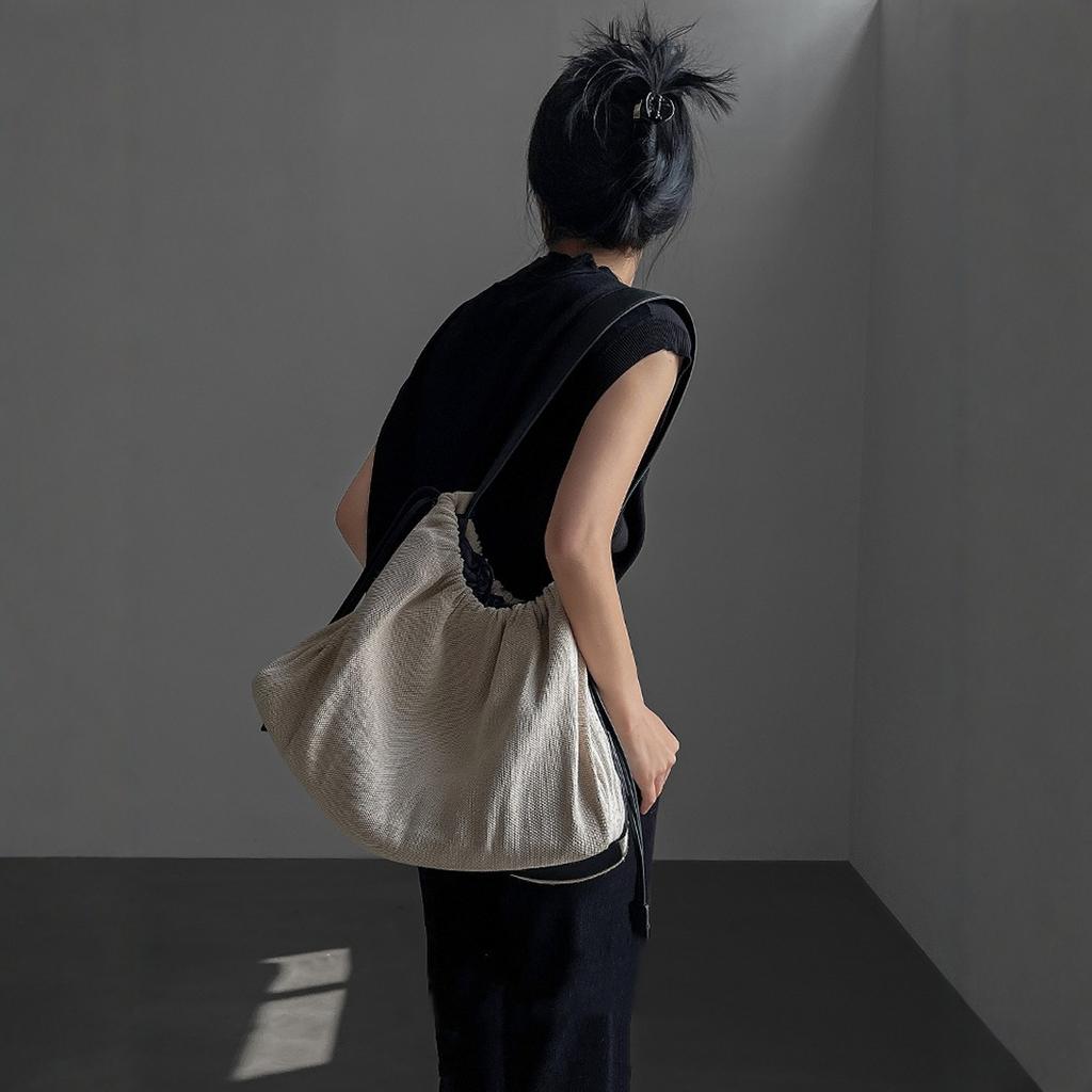 2025 New Ins Wind Niche Canvas Bag Lightweight Large-capacity Travel Bag Single Shoulder Commuter Messenger Tote Big Bag