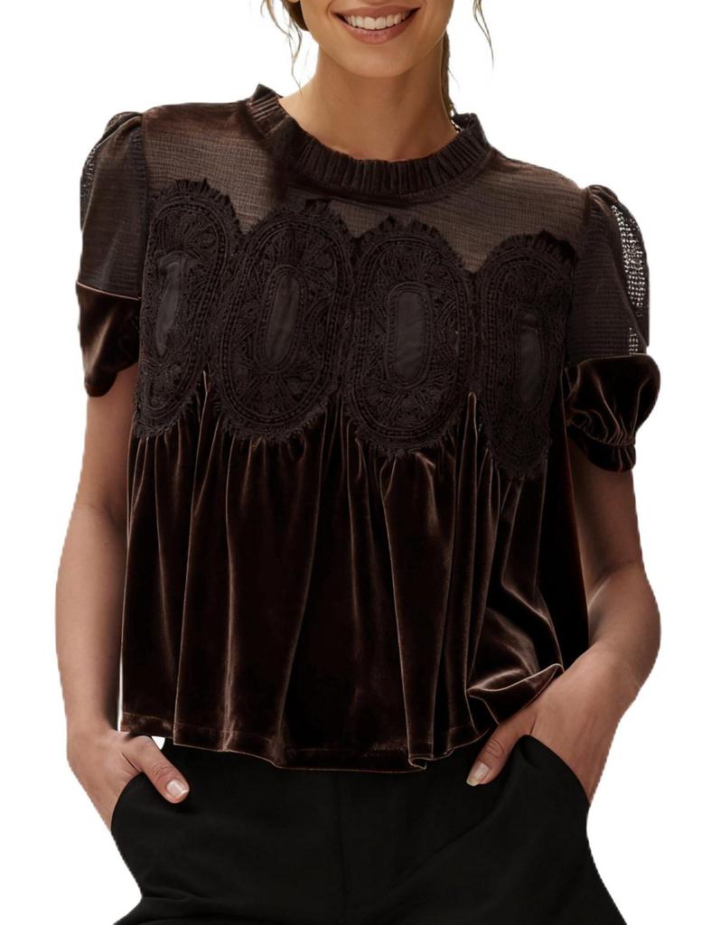 Women's Elegant Velvet Lace Round Neck Bell Sleeve Top