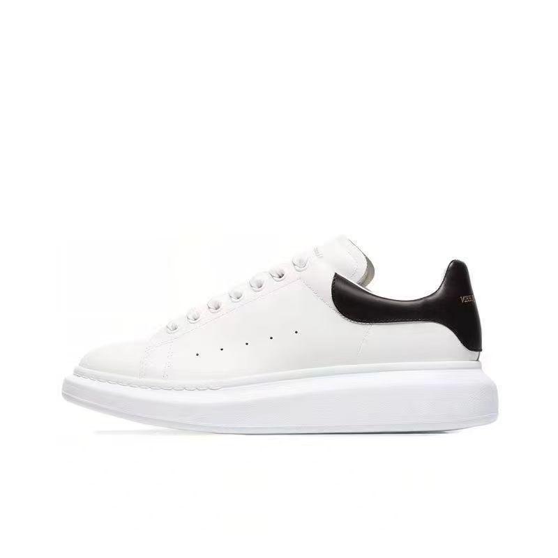 Trendy Platform Shoes: Thick Soles, Height Boosting, Comfy & Versatile Retro White Sneakers for Campus & Couples
