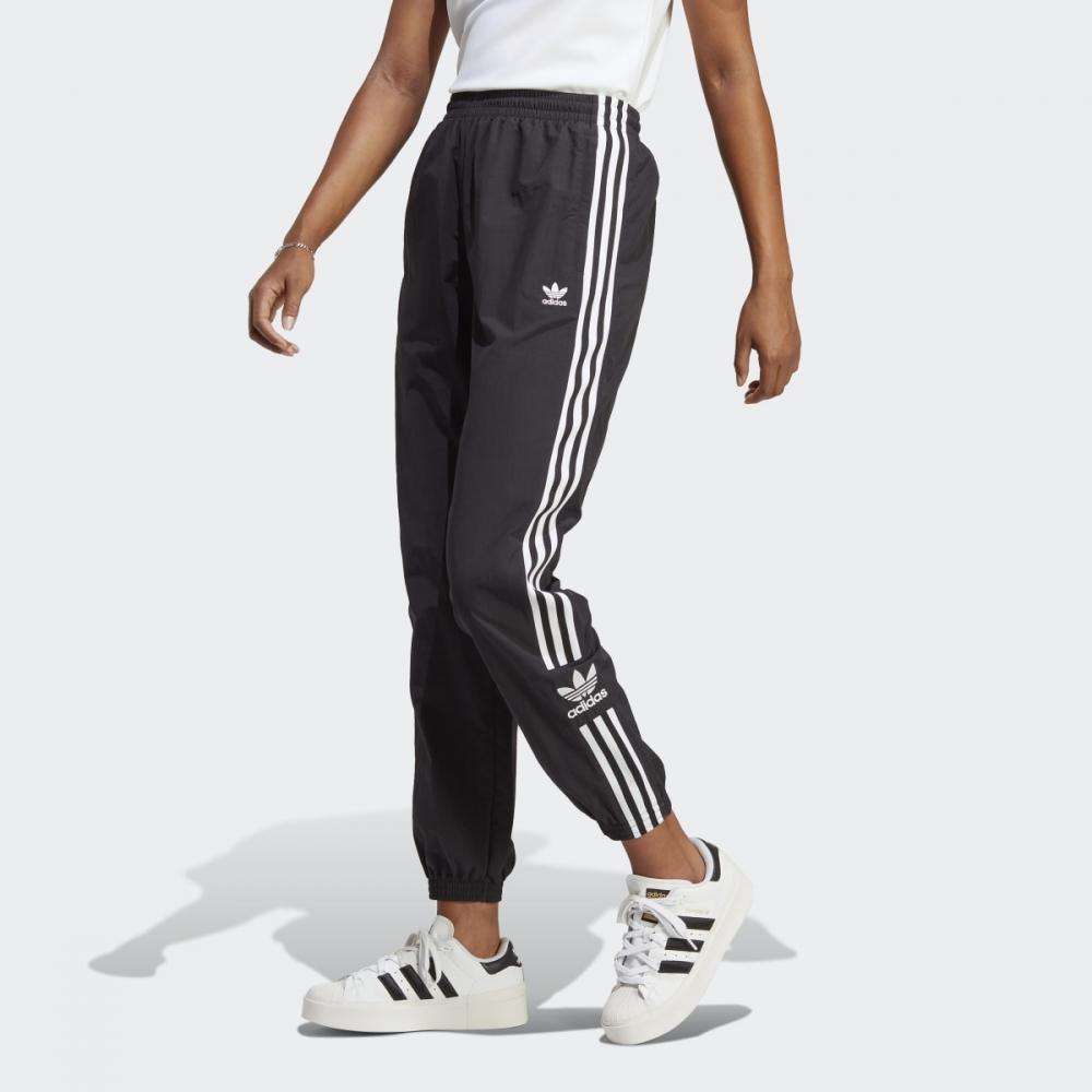 

Спортивные штаны Adidas (ЧЕРНЫЙ)
