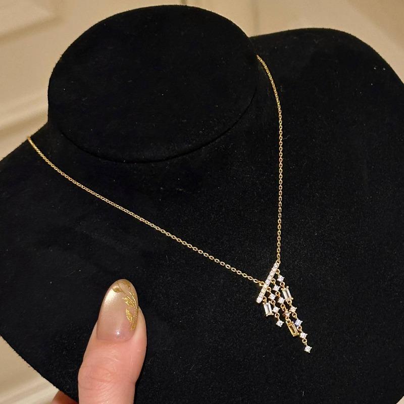 New in Cute irregular tassel studded diamond necklace for women Light Luxury Exquisite choker Pendant Party Wedding