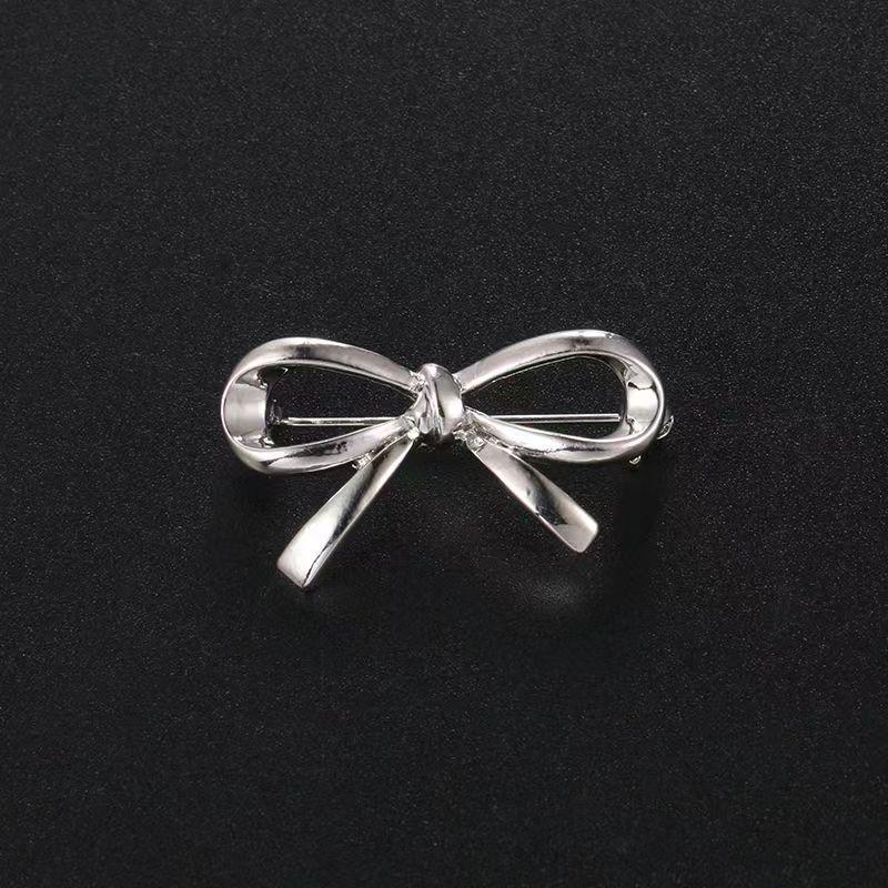 

Женская универсальная брошь-бант: Брошь-свитер от непогоды и аксессуар для воротника