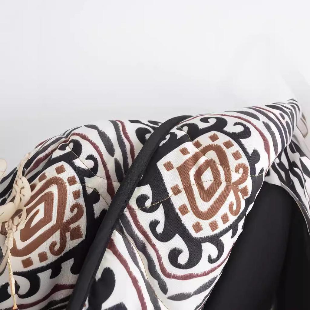 Moda Europea y Americana Otoño/Invierno 2023 Abrigo de Algodón de Dos Piezas con Estampado en Contraste y Cuello Alto